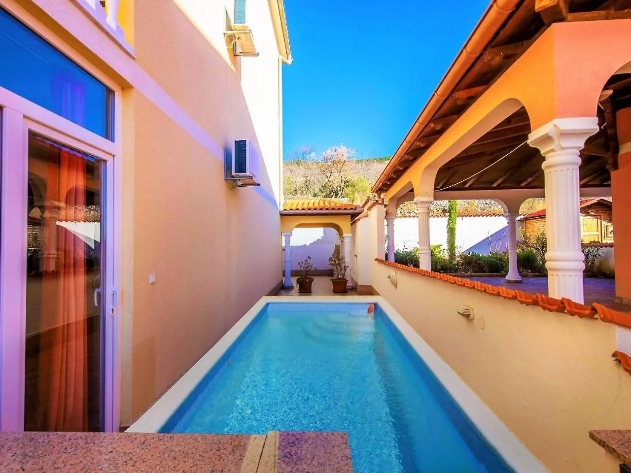 Tranquil Apartment In Dramalj With Bubble Bath